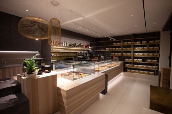 locale commerciale in affitto a Surbo