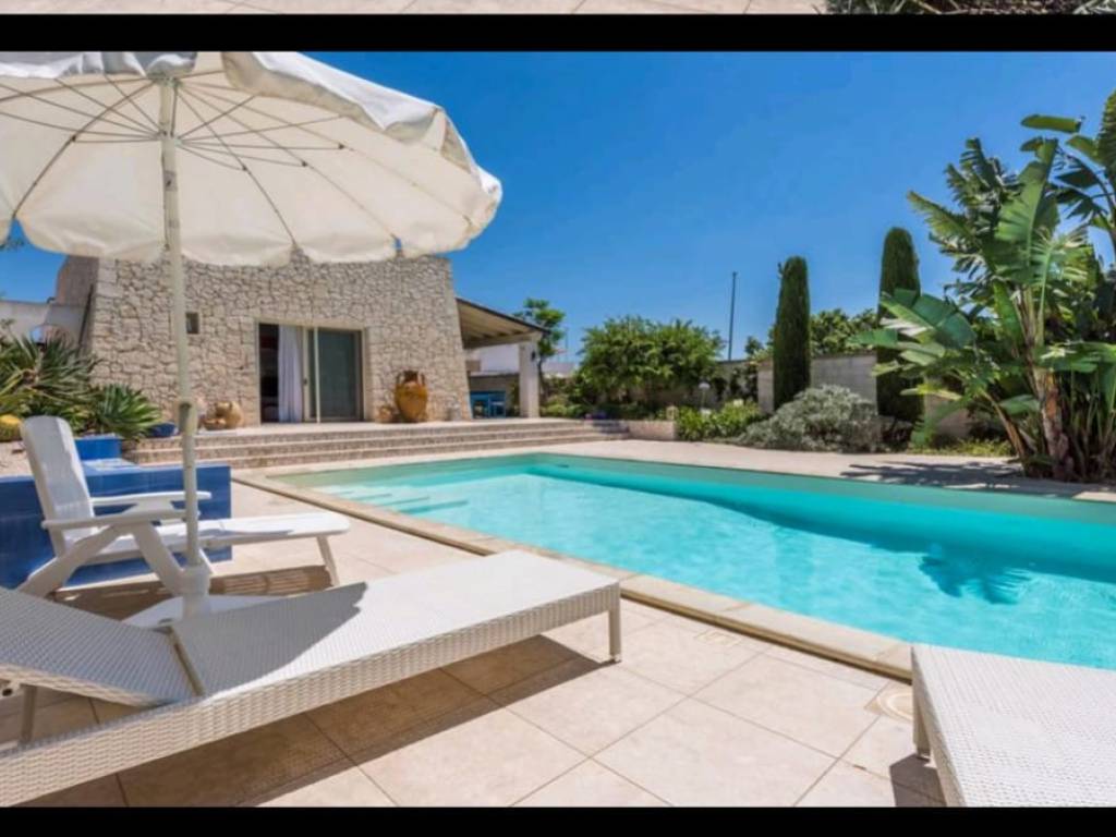 casa indipendente in affitto a Taviano in zona Marina di Mancaversa