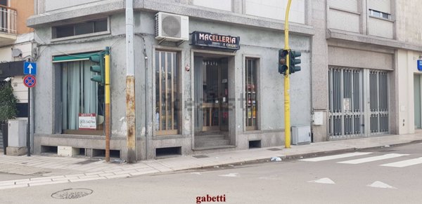 locale commerciale in affitto a Tricase