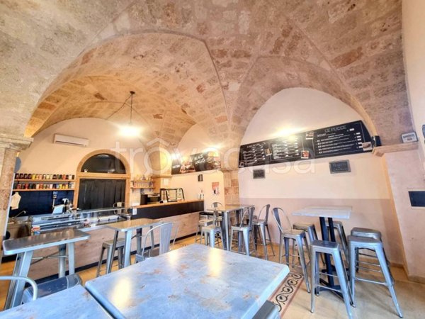 negozio in affitto a Tricase