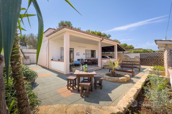 casa indipendente in affitto a Porto Cesareo