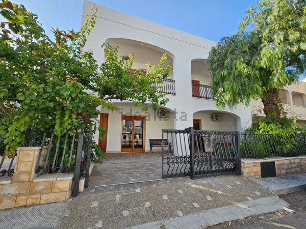 pentavano in affitto a Porto Cesareo