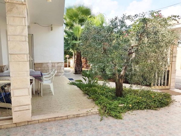 casa indipendente in affitto a Porto Cesareo in zona Torre Lapillo