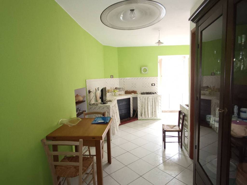 appartamento in affitto a Lagonegro