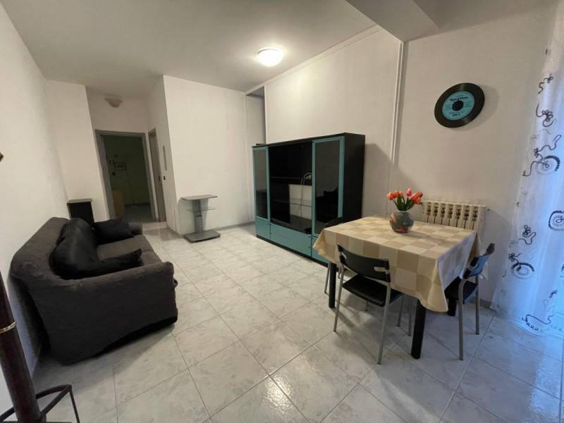 casa indipendente in affitto a Marsicovetere in zona Villa d'Agri