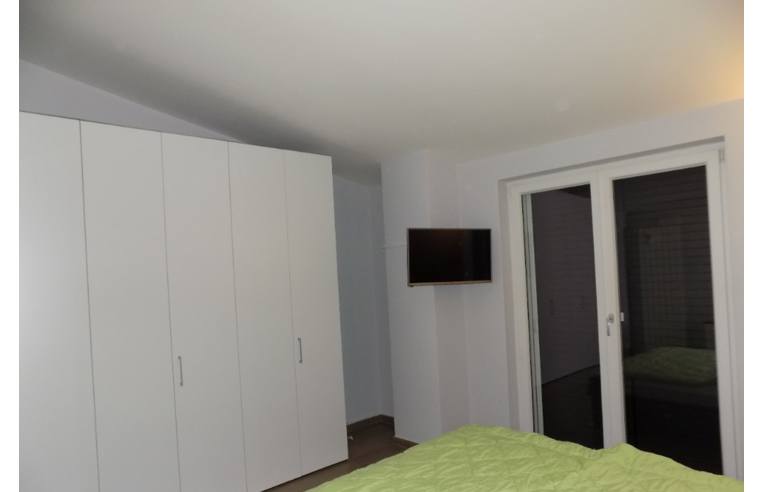 appartamento in affitto a Marsicovetere in zona Villa d'Agri