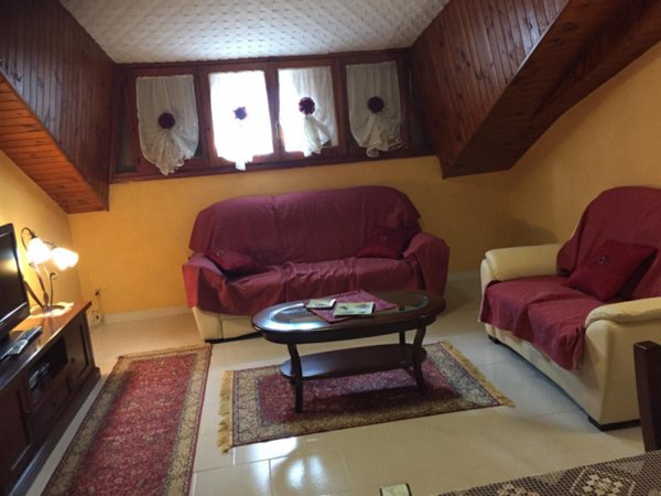 casa indipendente in affitto a Marsicovetere in zona Villa d'Agri