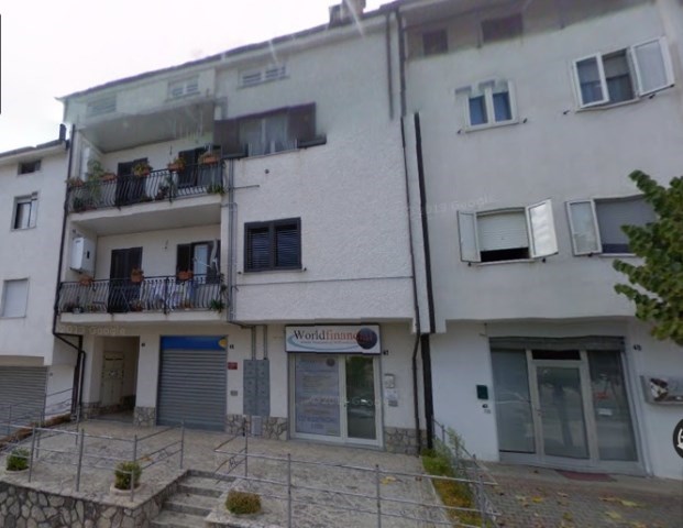 casa indipendente in affitto a Marsicovetere in zona Villa d'Agri