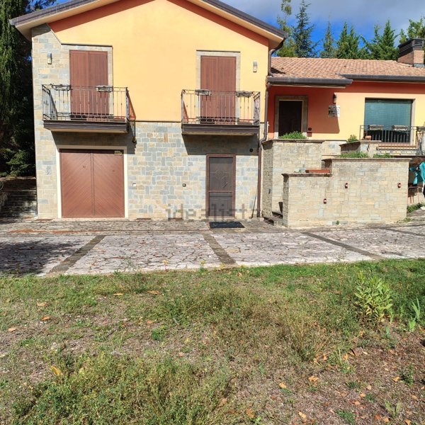 casa indipendente in affitto a Pignola