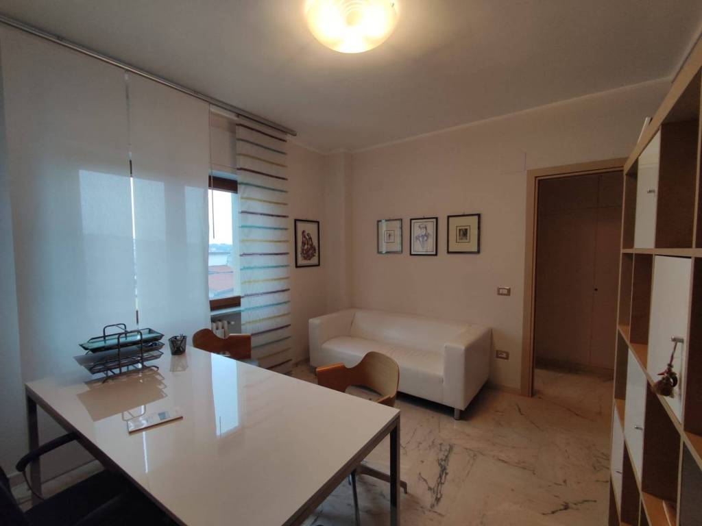 ufficio in affitto a Potenza