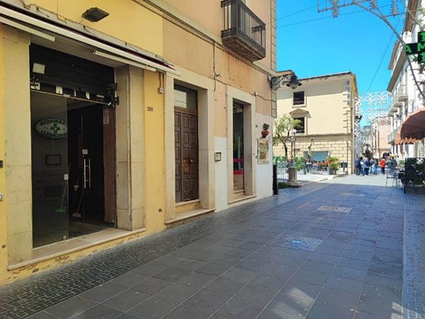 locale commerciale in affitto a Potenza in zona Dragonara