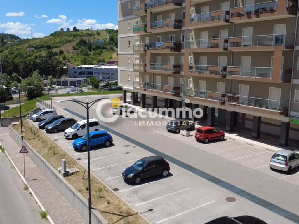 negozio in affitto a Potenza in zona Gallitello