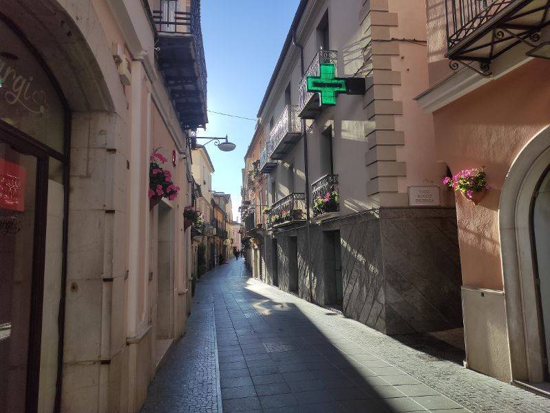 negozio in affitto a Potenza