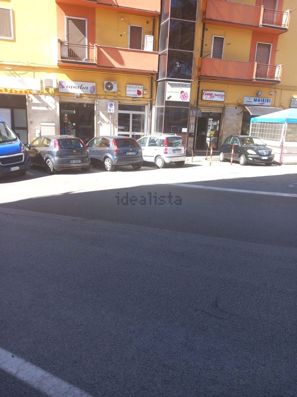 locale commerciale in affitto a Potenza