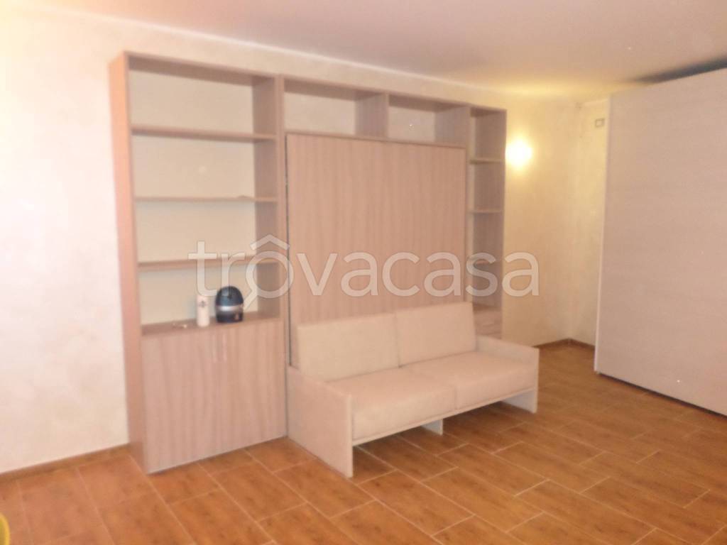 locale commerciale in affitto a Potenza