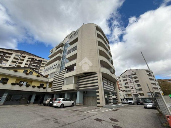 locale commerciale in affitto a Potenza in zona Macchia Romana