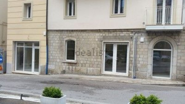 locale commerciale in affitto a Potenza in zona Rione Francioso