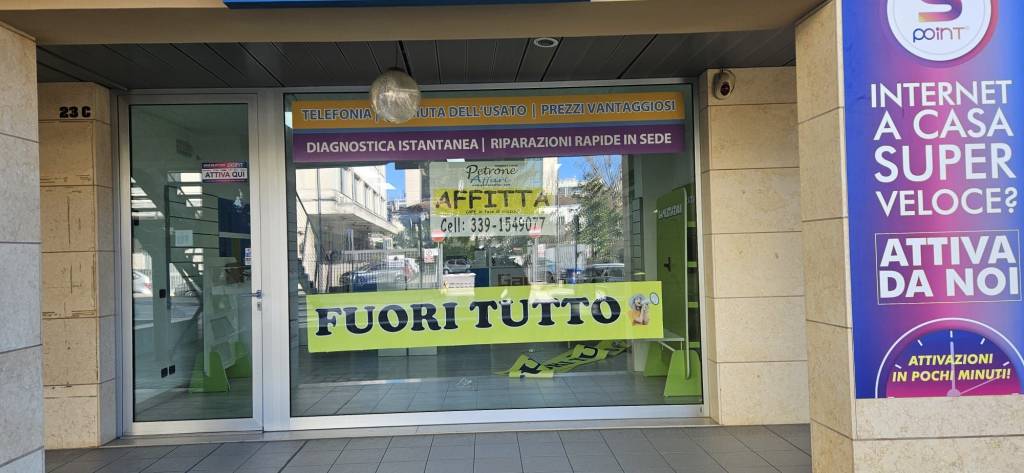 negozio in affitto a Potenza in zona Gallitello