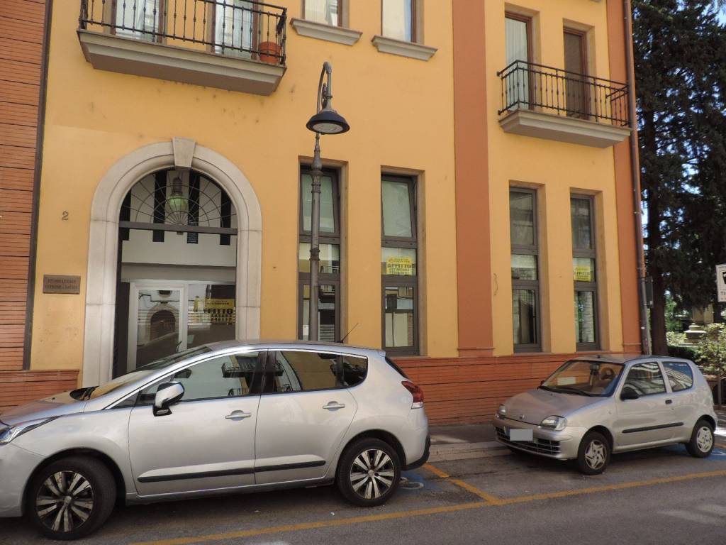 ufficio in affitto a Potenza