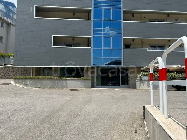 negozio in affitto a Potenza