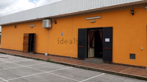 locale commerciale in affitto a Potenza in zona Rione Francioso