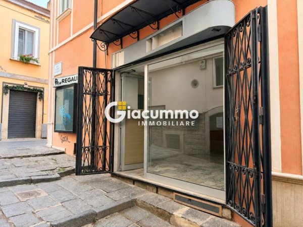 locale commerciale in affitto a Potenza