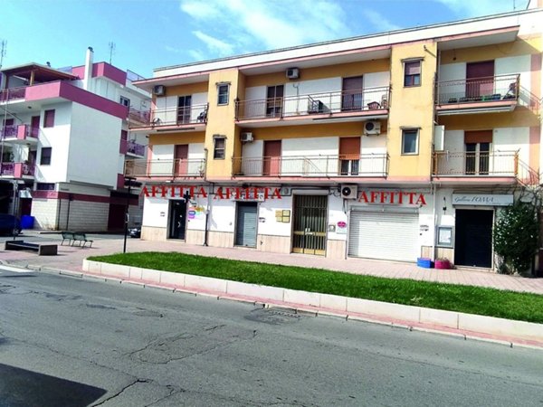 locale commerciale in affitto a Bernalda