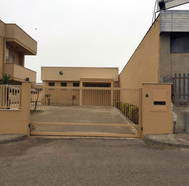 locale commerciale in affitto a Bernalda