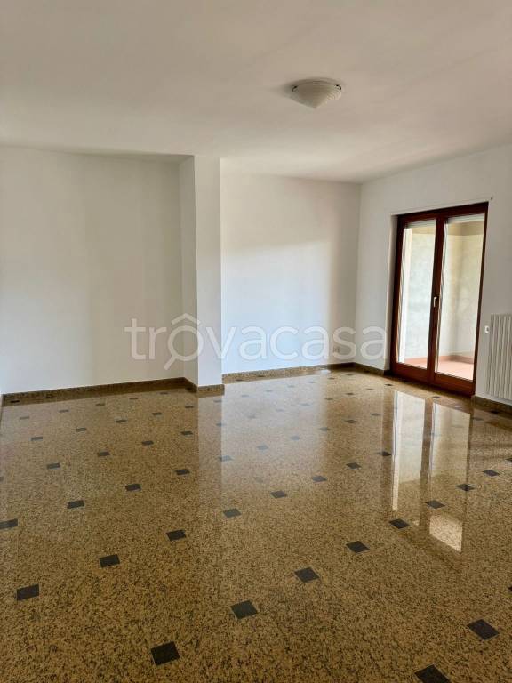 appartamento in affitto a Matera