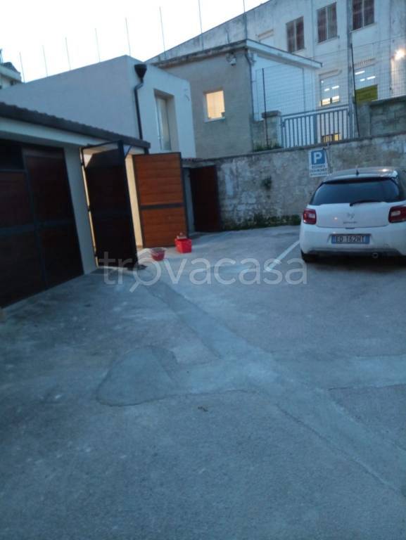 locale di sgombero in affitto a Matera in zona Centro Città