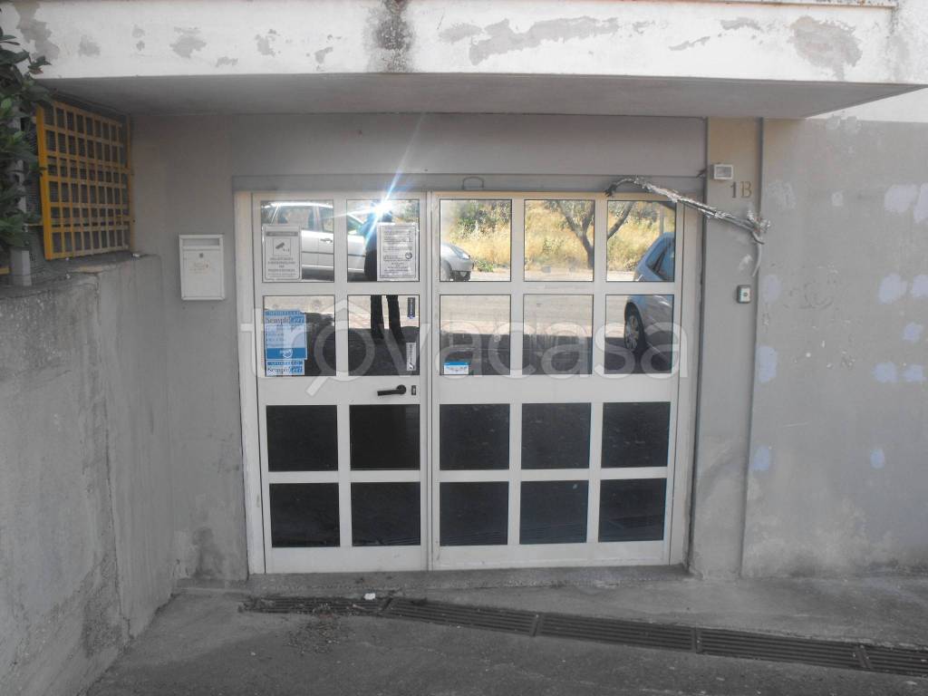 locale commerciale in affitto a Matera