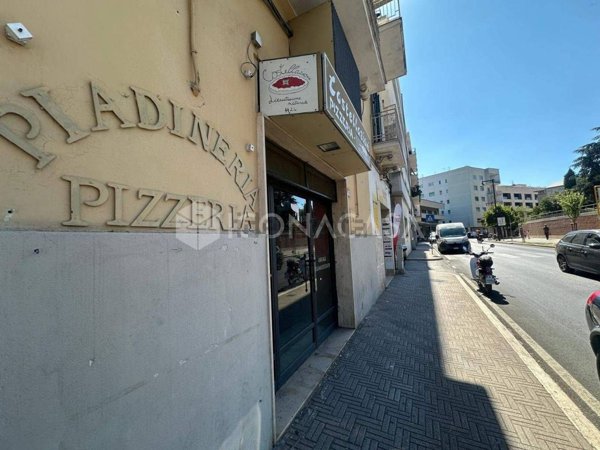 locale commerciale in affitto a Matera