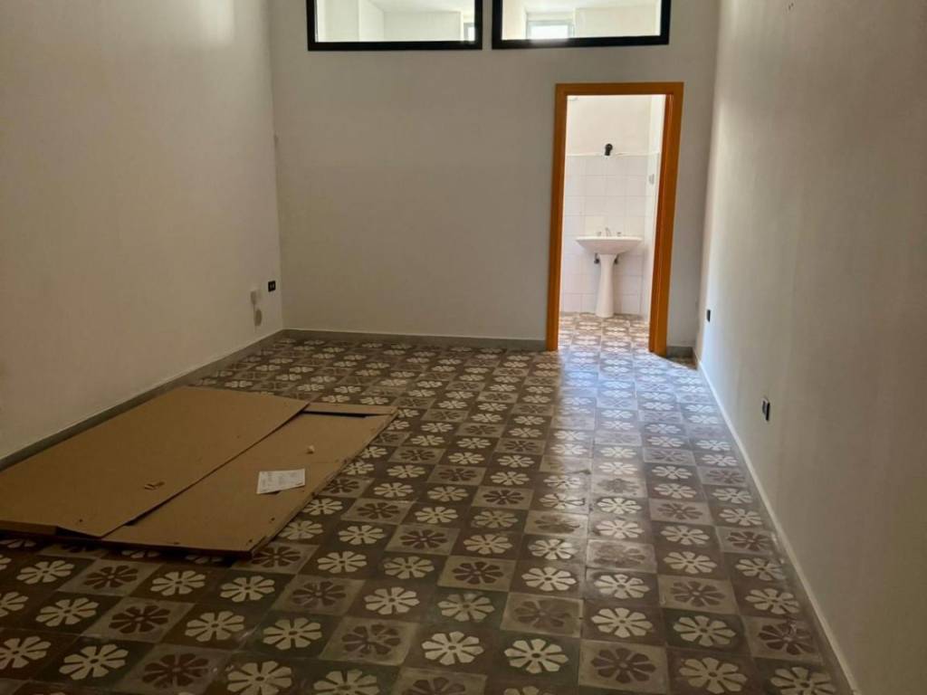 locale commerciale in affitto a Matera