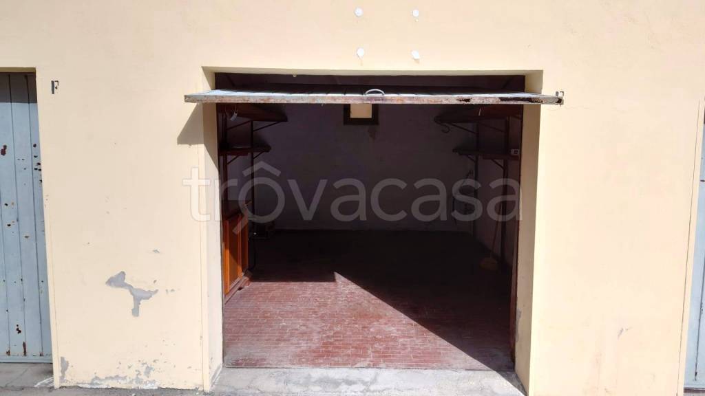 locale di sgombero in affitto a Matera in zona Centro Città