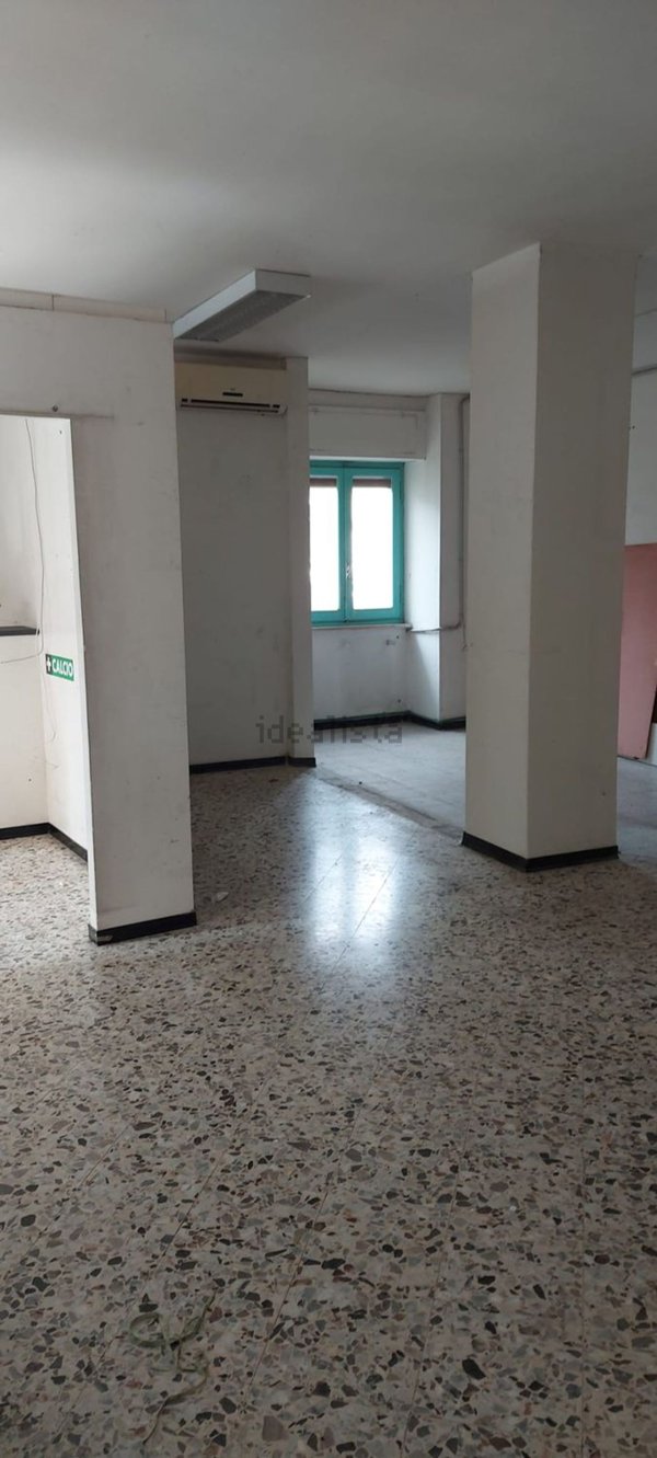 locale commerciale in affitto a Matera