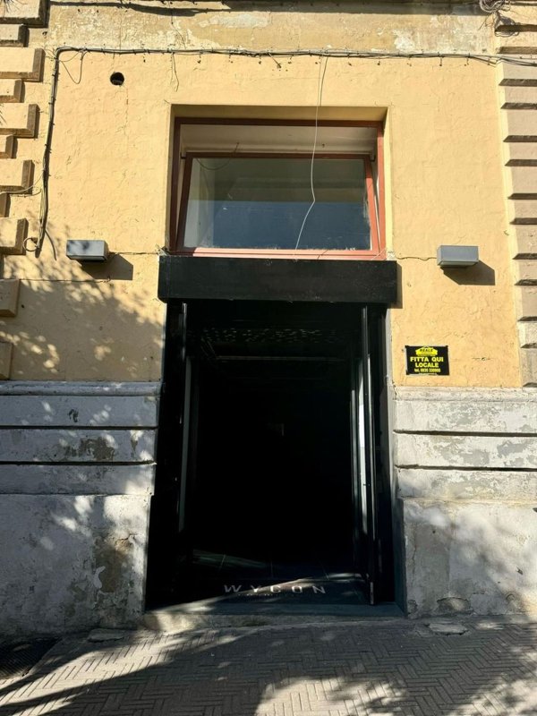 locale commerciale in affitto a Matera