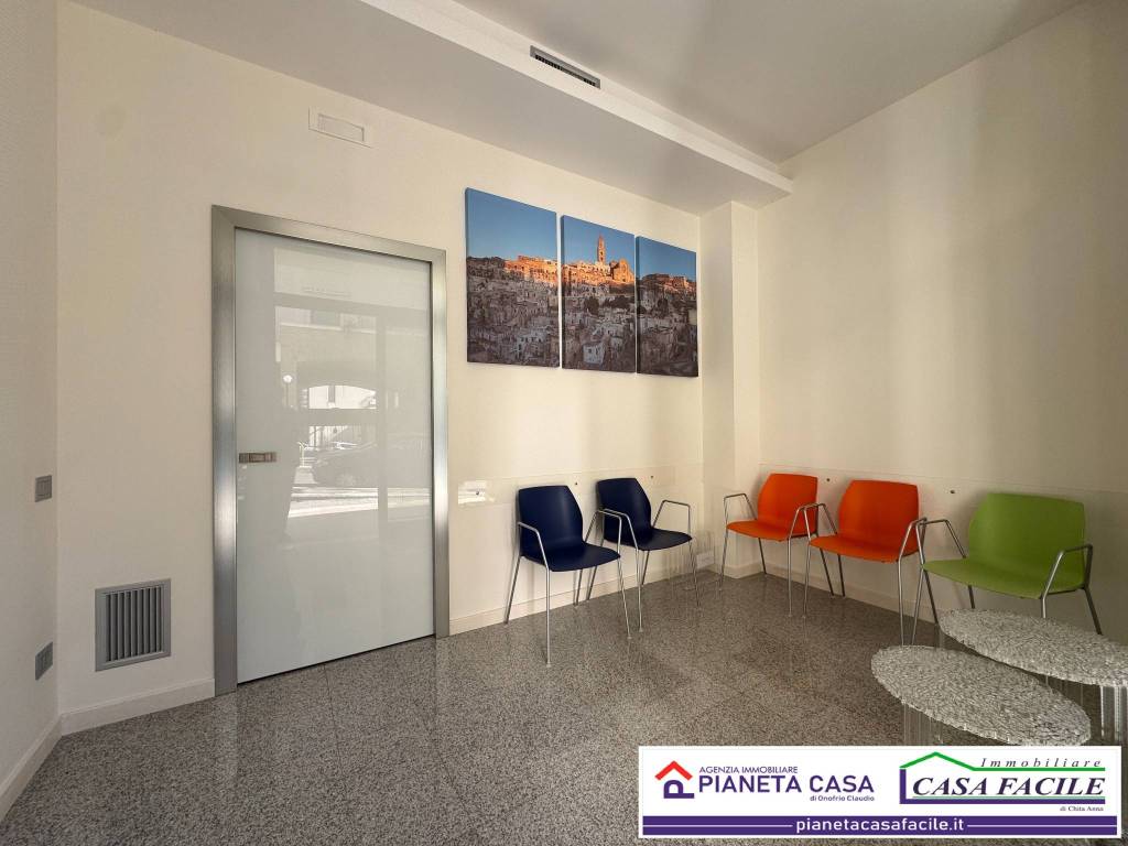 negozio in affitto a Matera