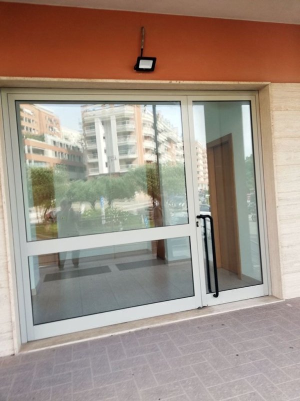 locale commerciale in affitto a Matera