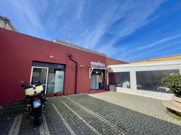 locale commerciale in affitto a Matera in zona Rione Piccianello