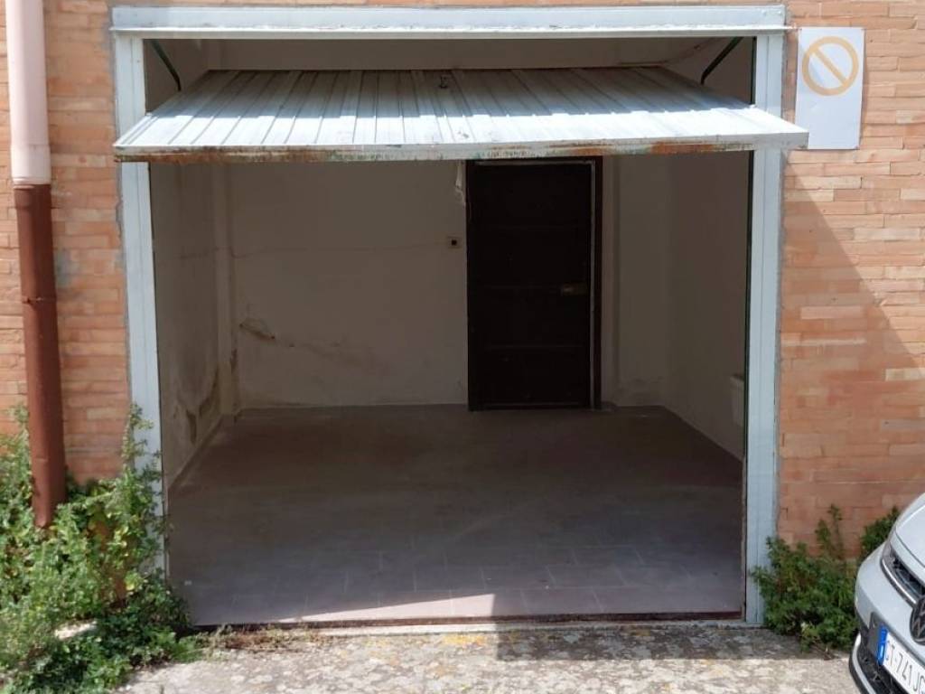 box auto in affitto a Matera in zona Centro Città