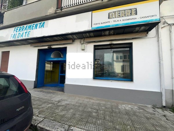 negozio in affitto a Policoro