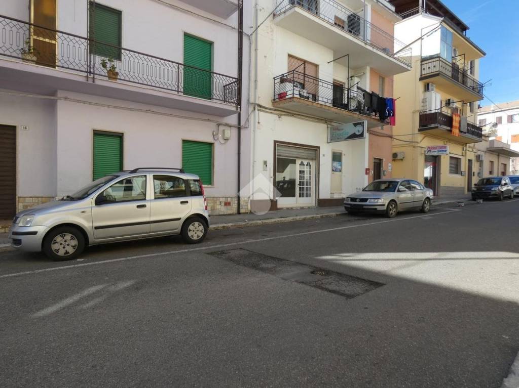 negozio in affitto a Policoro