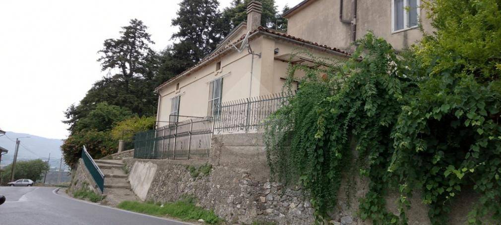 appartamento in affitto ad Aprigliano in zona Vico