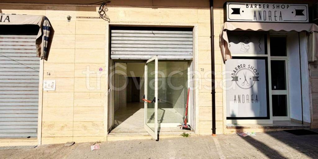 negozio in affitto a Belvedere Marittimo