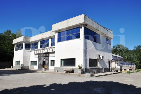 capannone in affitto a Castrolibero