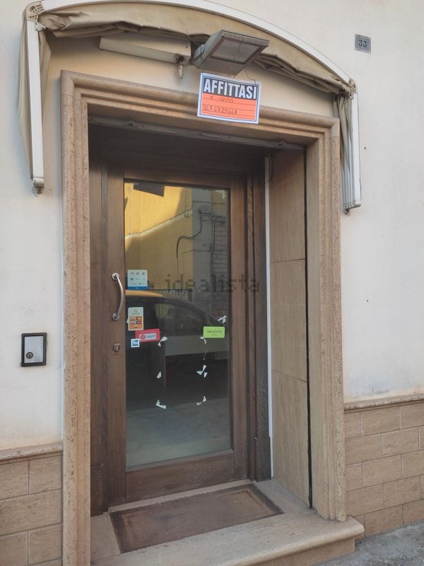 locale commerciale in affitto a Castrovillari