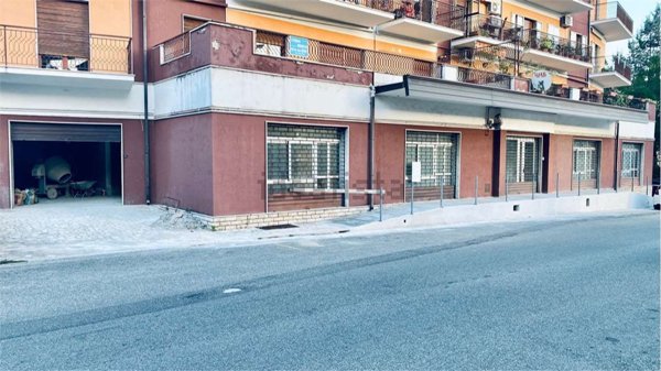 negozio in affitto a Castrovillari