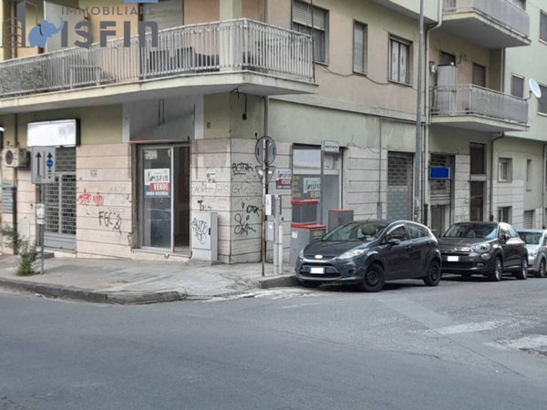 locale commerciale in affitto a Cosenza