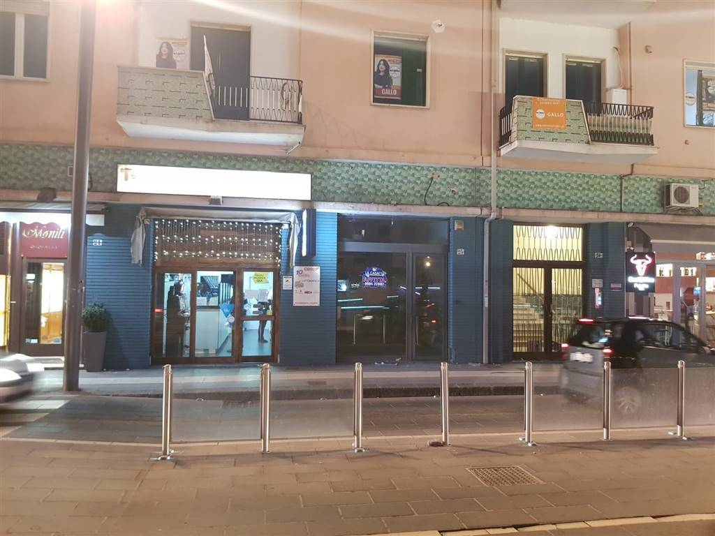 negozio in affitto a Cosenza
