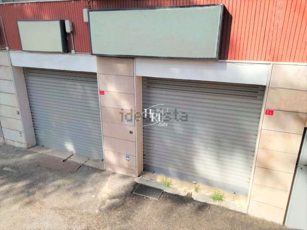 locale commerciale in affitto a Cosenza